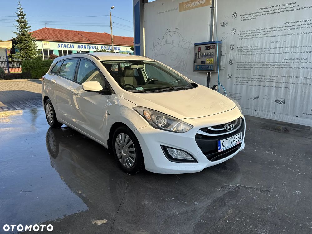 Hyundai i30 1.4 CRDi Comfort - 3