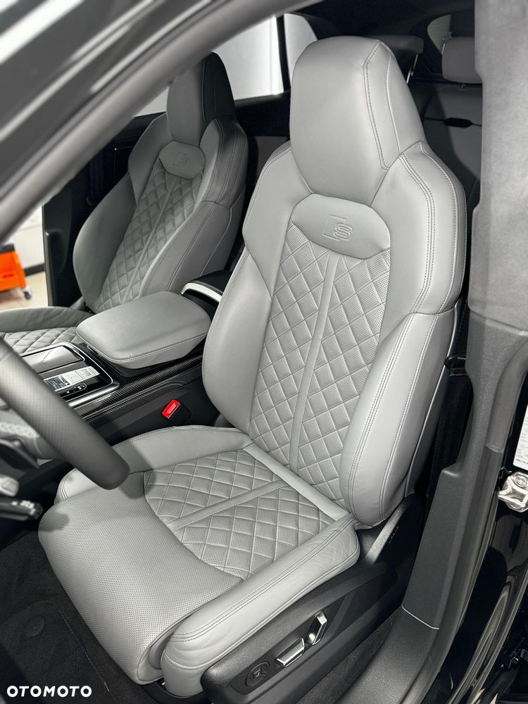 Audi SQ8 TFSI Quattro Tiptronic - 11