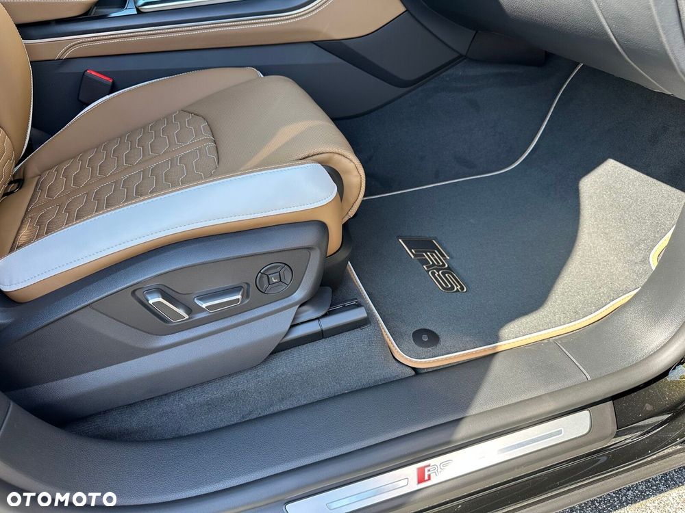 Audi RS Q8 - 33