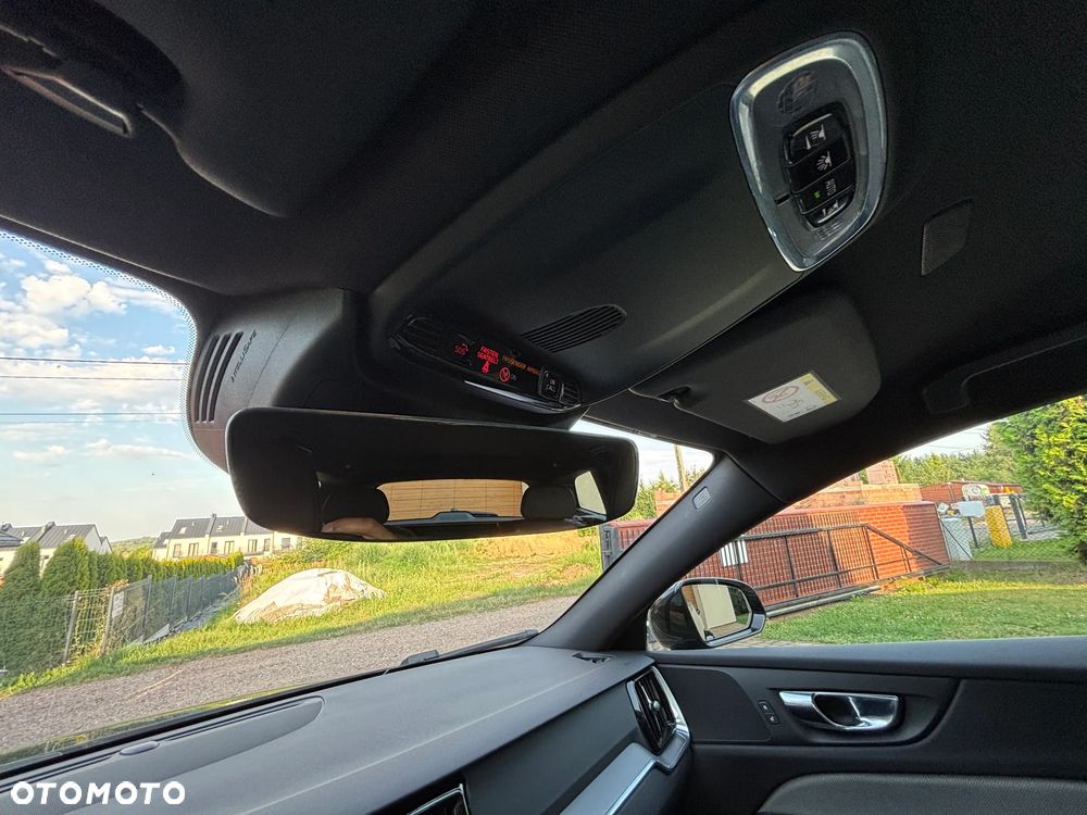 Volvo V60 B4 D Geartronic RDesign - 23