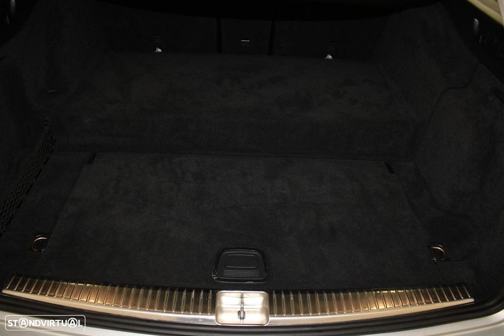 Mercedes-Benz E 300 de Avantgarde - 37