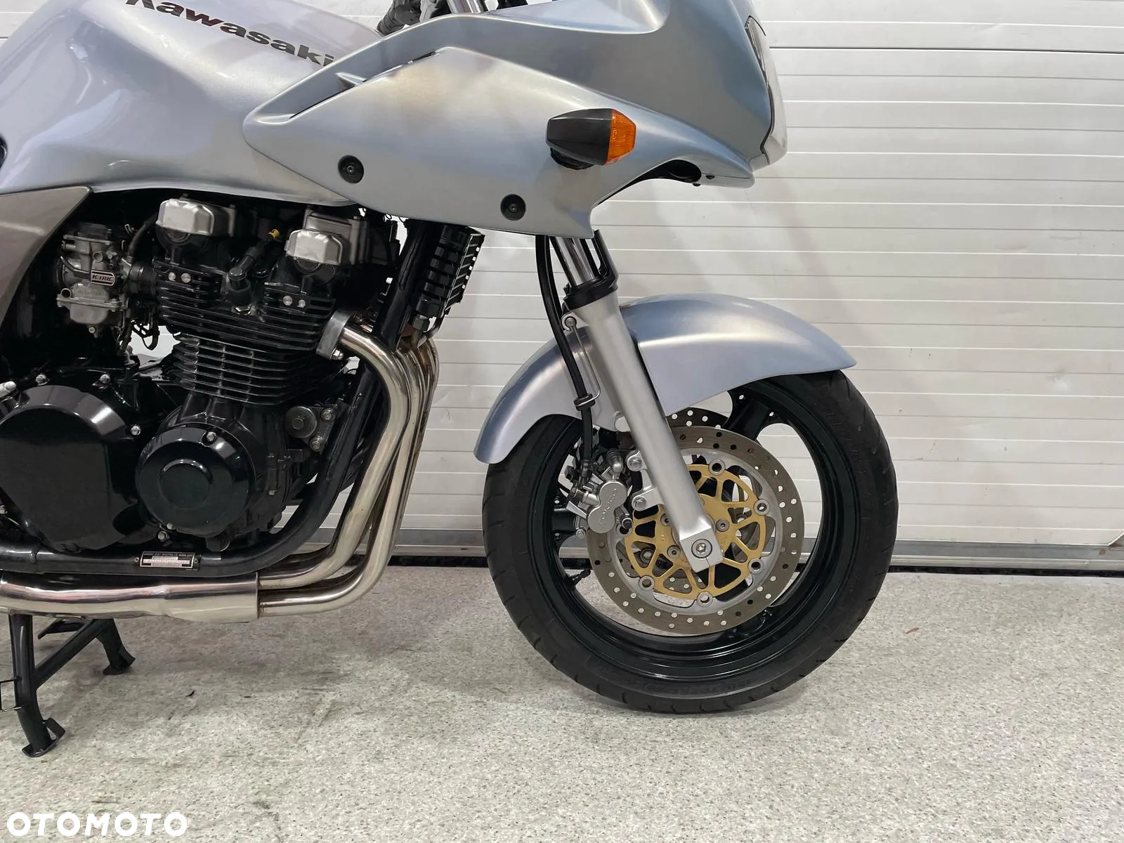 Kawasaki ZR - 22