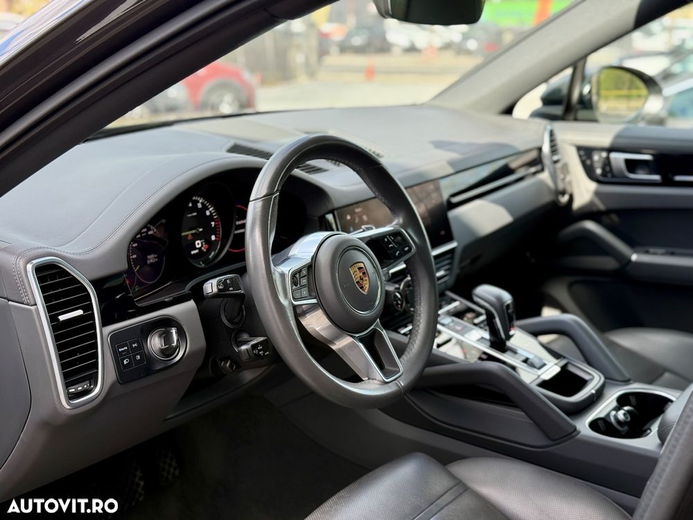 Porsche Cayenne E-Hybrid - 5