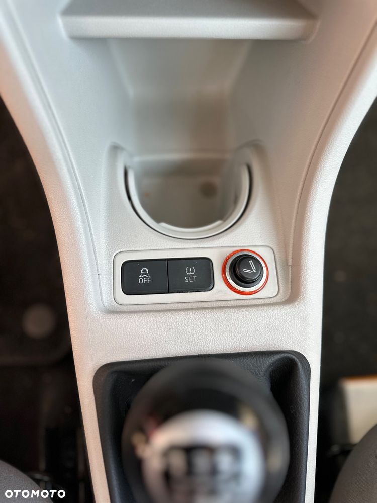 Volkswagen up! 1.0 move - 12