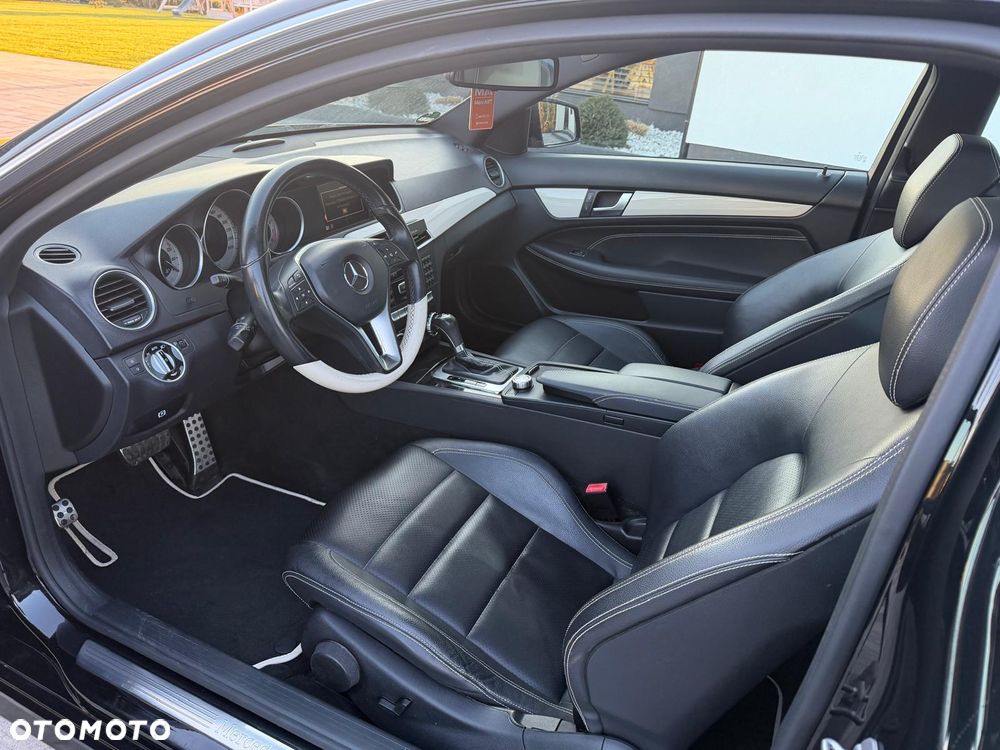 Mercedes-Benz Klasa C 180 BlueEFFICIENCY 7G-TRONIC - 13