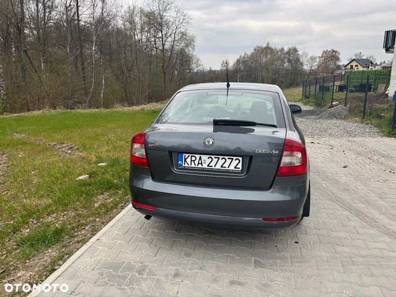 Skoda Octavia 1.6 Mint - 4