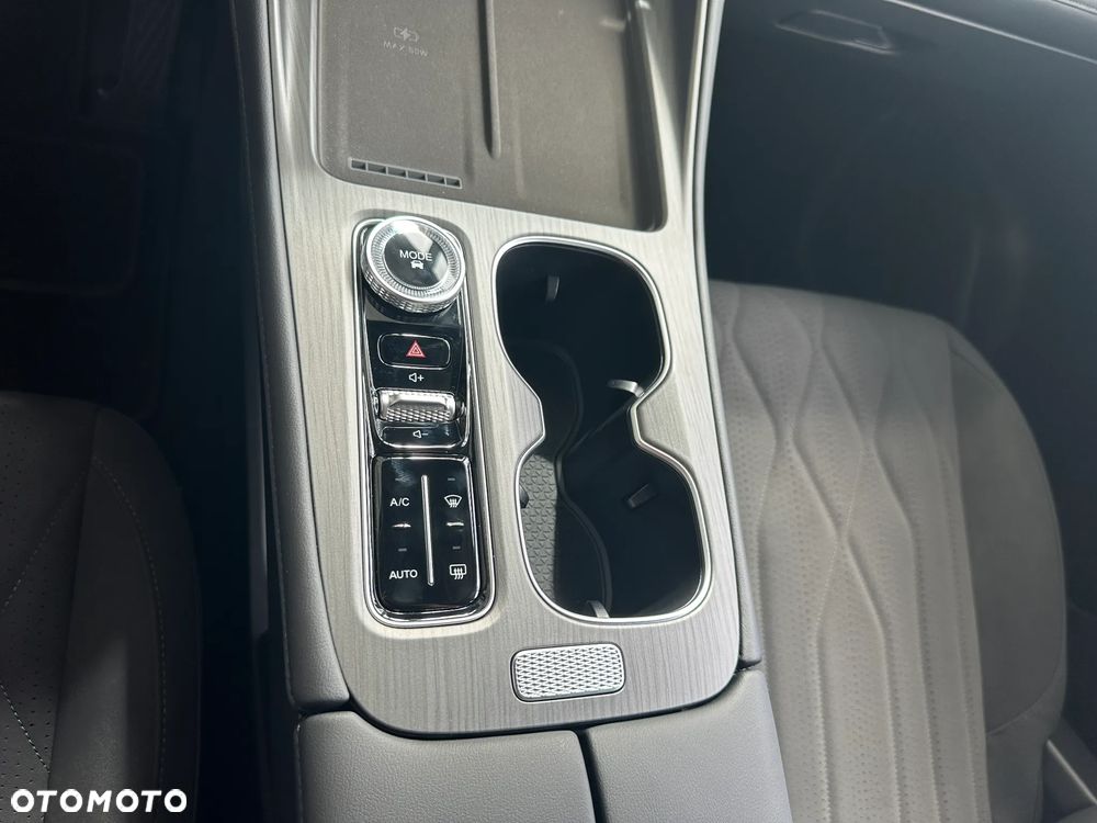 Chery Tiggo 8 1.6 T-GDI Comfort DCT - 24