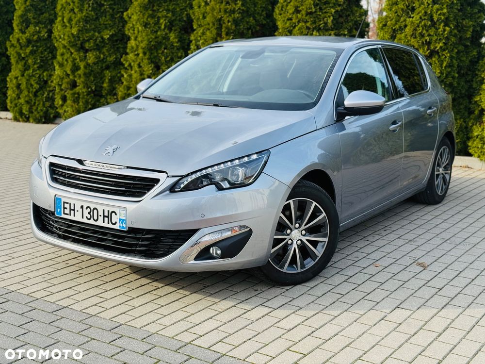 Peugeot 308 - 1