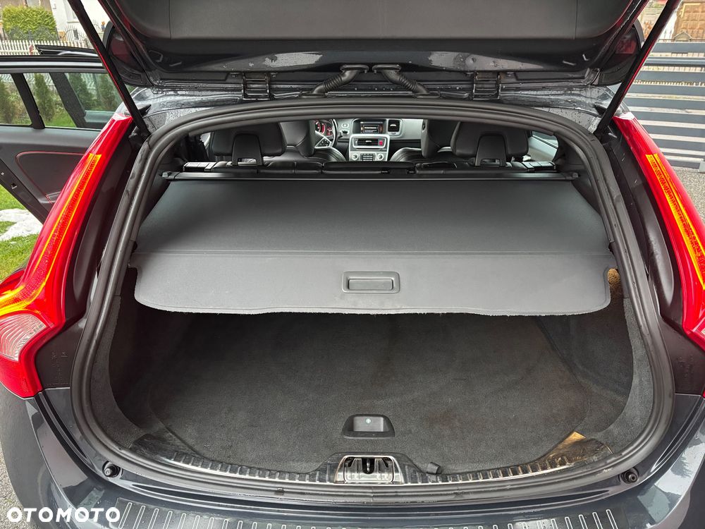 Volvo V60 D3 Summum - 26