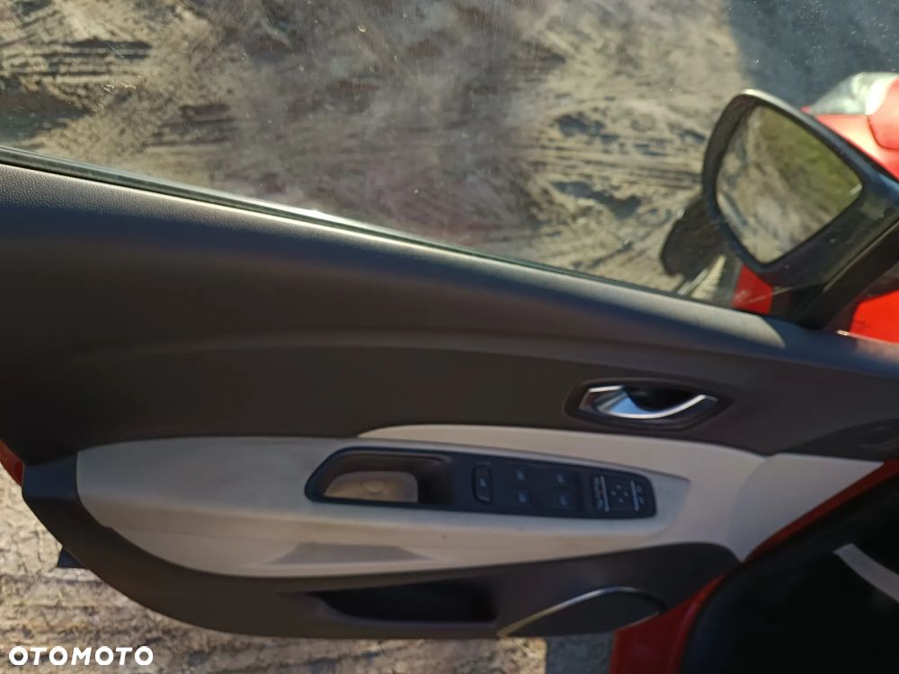 Renault Captur - 16
