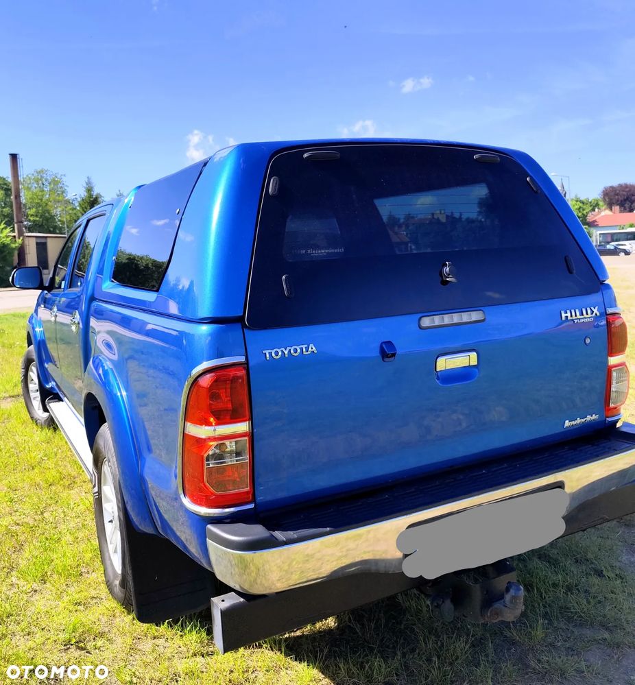 Toyota Hilux 3.0 D-4D Invincible - 4