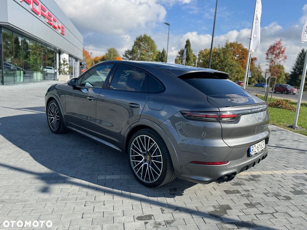 Porsche Cayenne ver-coupe-e--hybrid - 9
