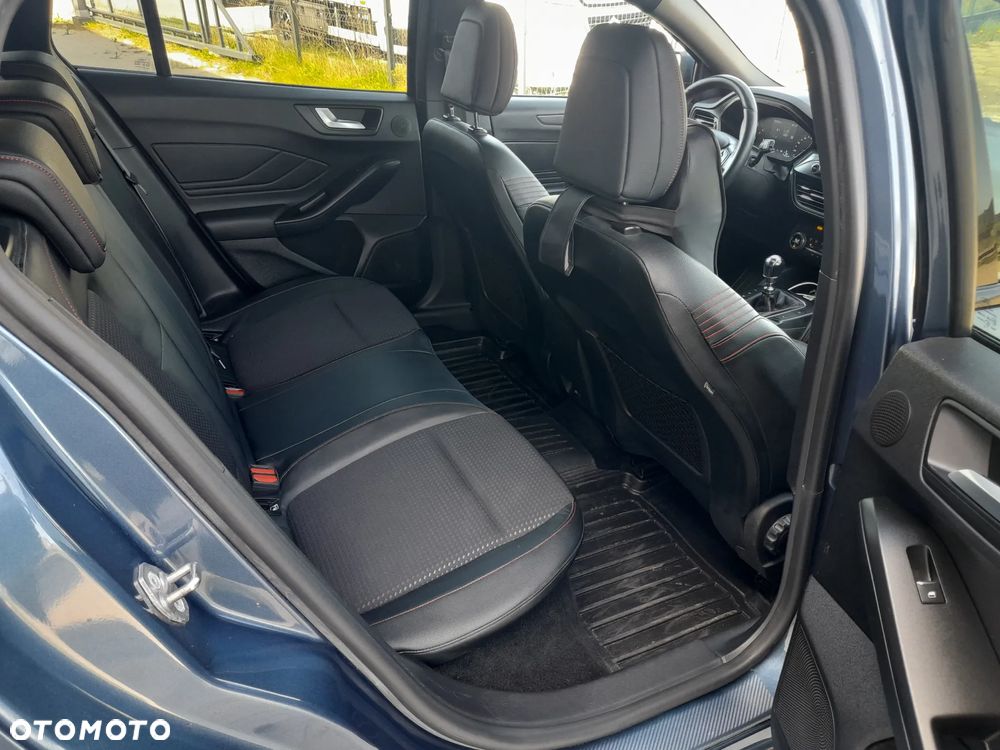 Ford Focus - 16