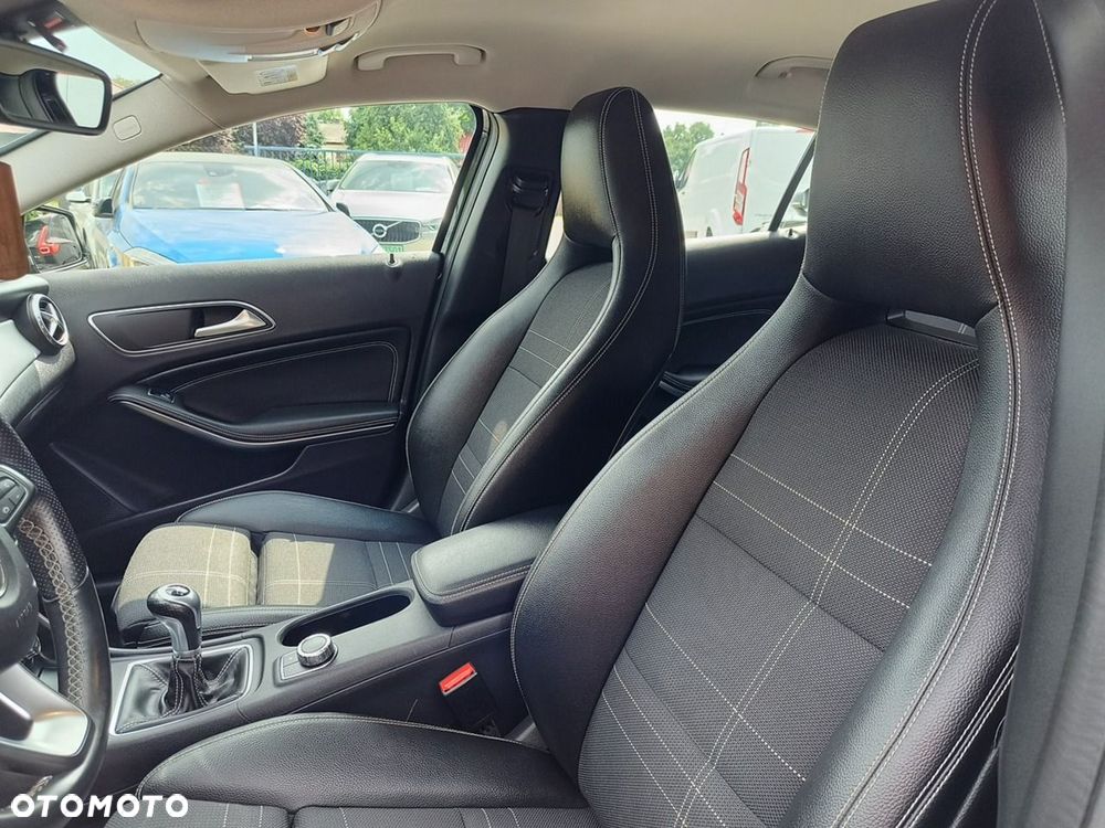 Mercedes-Benz GLA 180 (CDI) d Style - 14