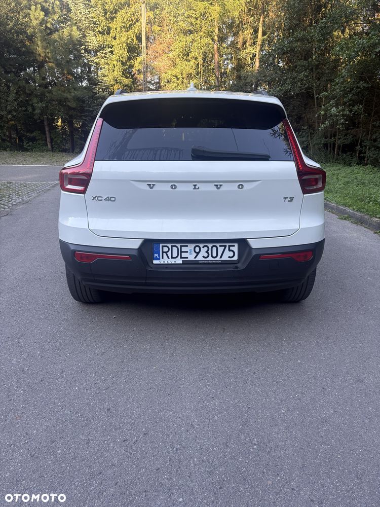 Volvo XC 40 - 4
