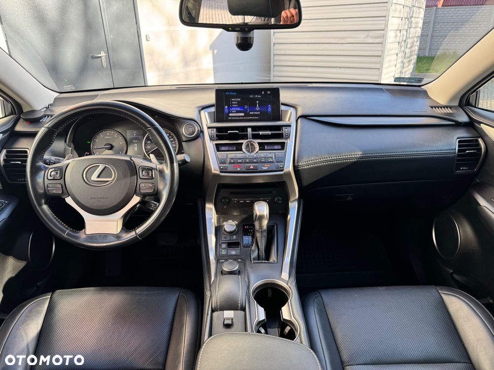 Lexus NX 200t Elite AWD - 19