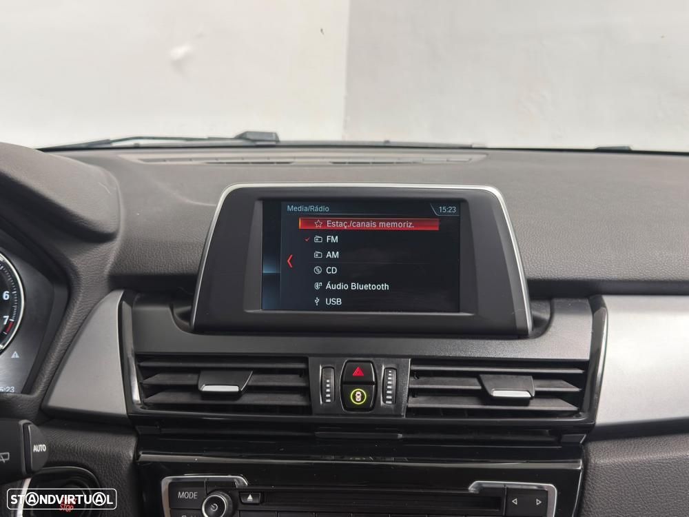 BMW 225xe Active Tourer iPerformance Luxury Line - 33