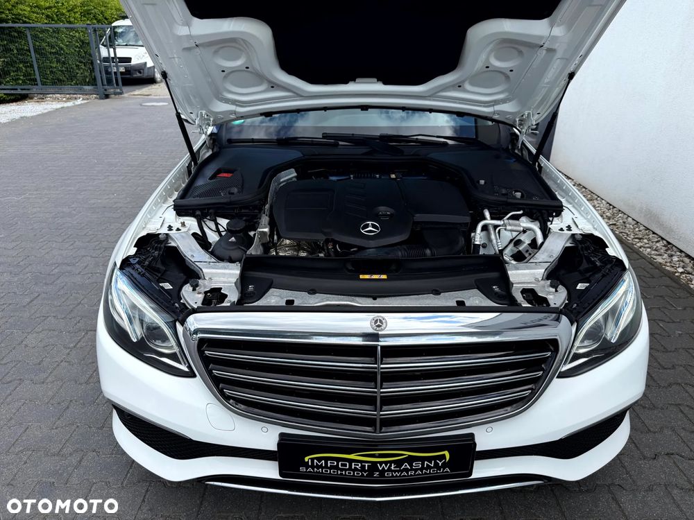 Mercedes-Benz Klasa E 220 d 9G-TRONIC Exclusive - 30