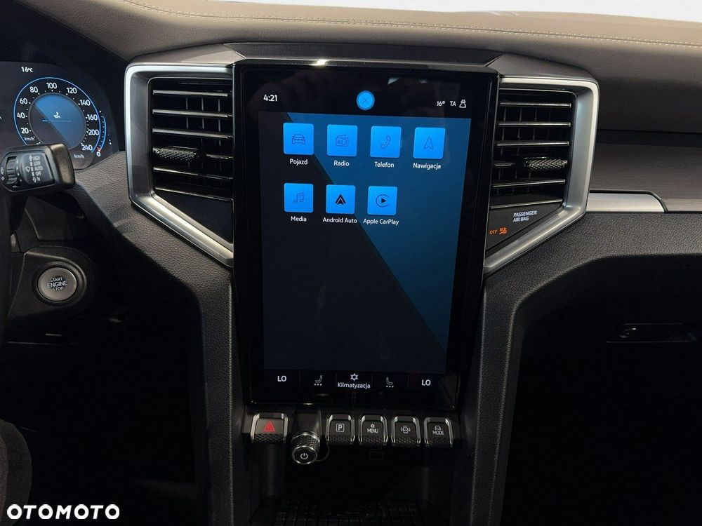 Volkswagen Amarok - 21