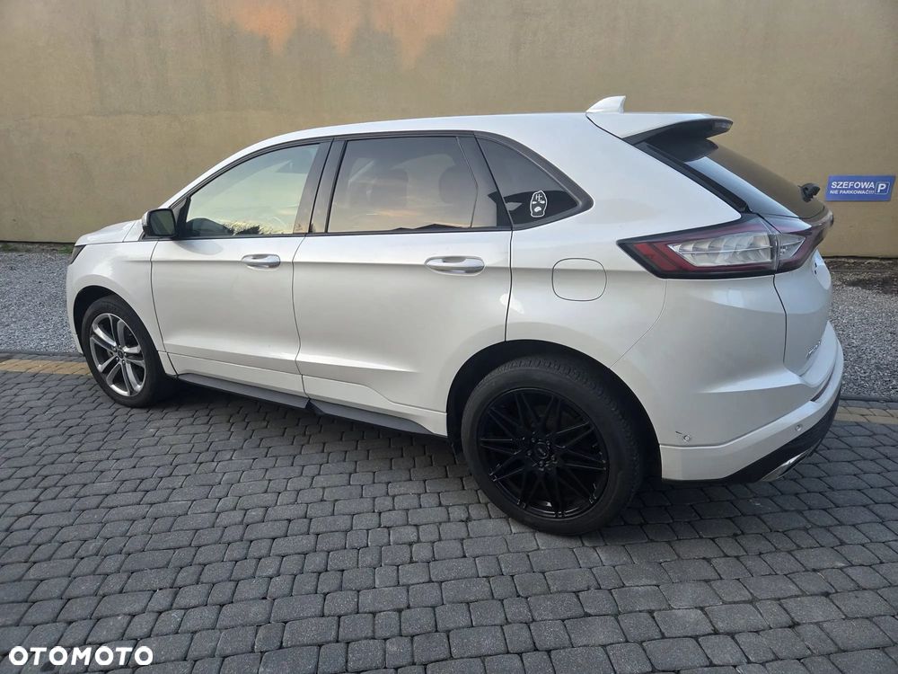 Ford Edge - 9