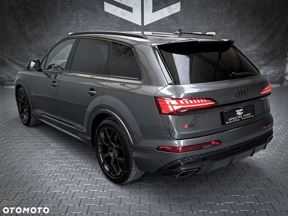 Audi Q7 - 11