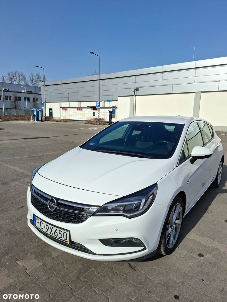 Opel Astra 1.6 CDTI Dynamic S&S - 1
