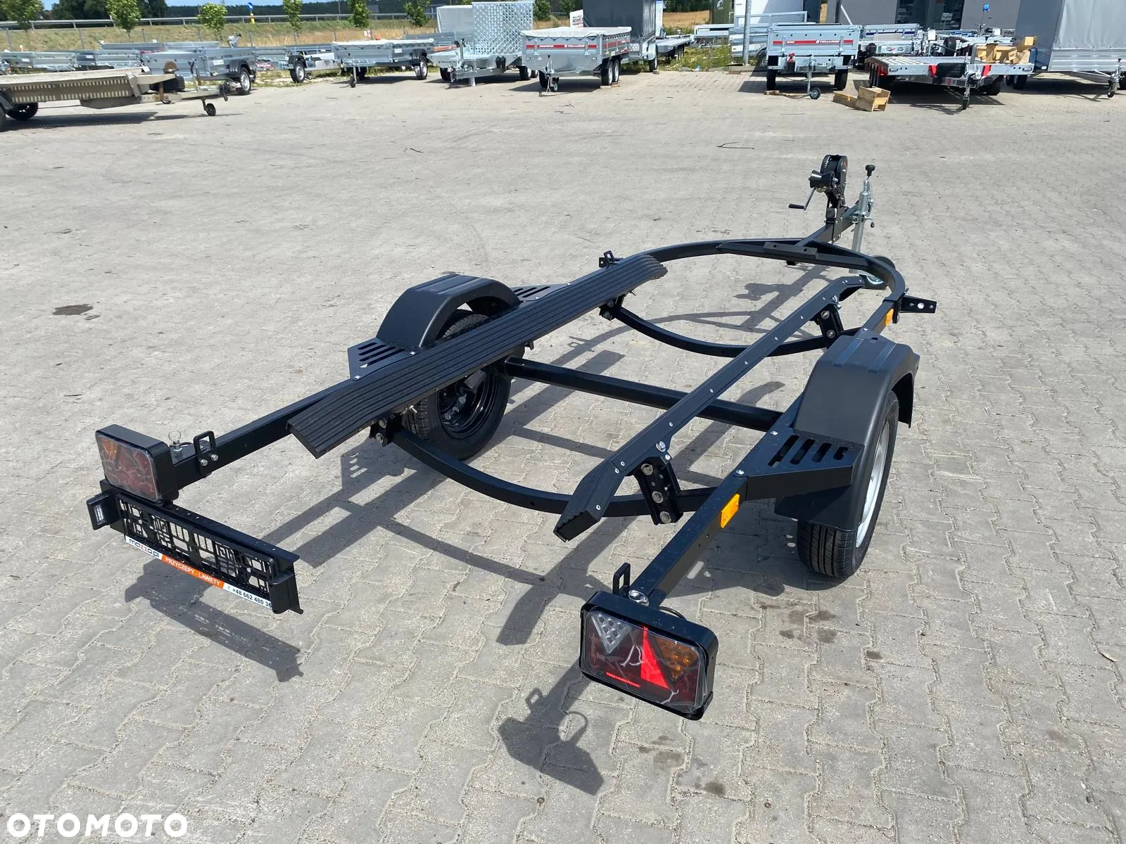 Lorries DOSTAWA! Przyczepka PP75-4816 wym. 373x158cm do transportu skutera wodnego, LAKIEROWANA CZARNA Lampy LED, DMC 750kg, kat.B - 14