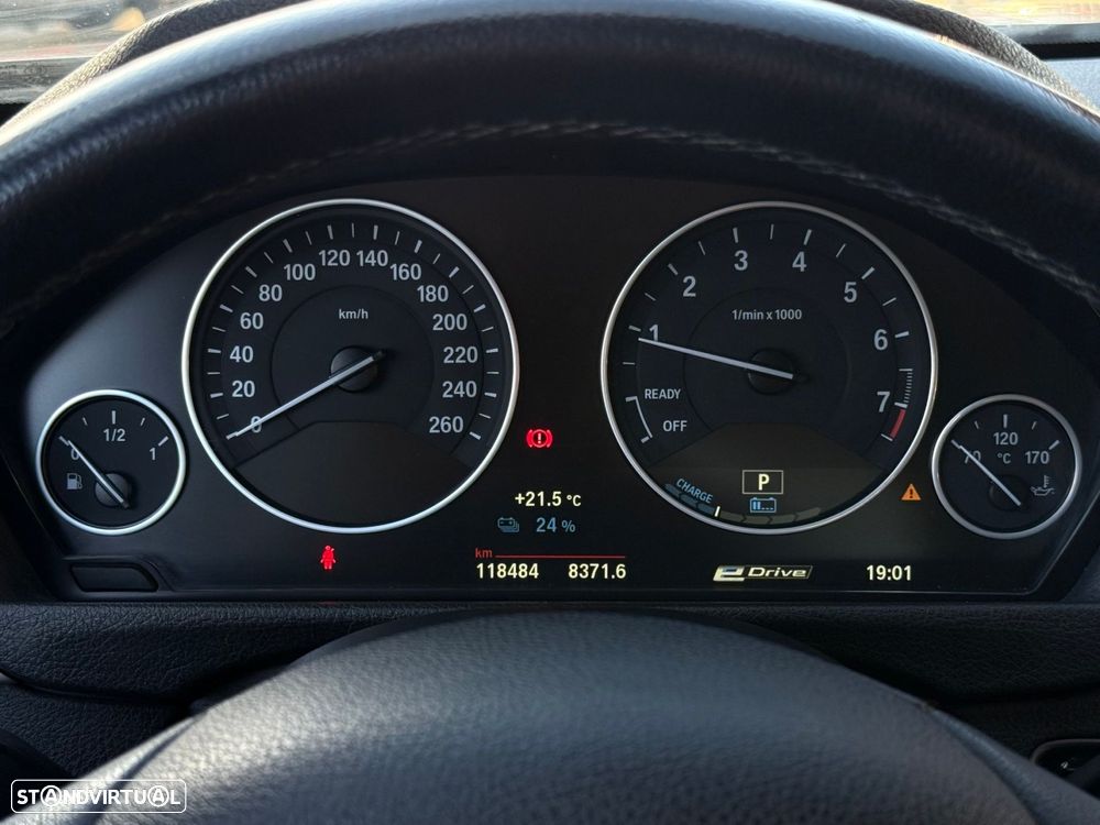 BMW 330 e iPerformance Advantage - 14