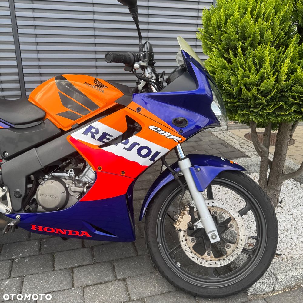 Honda CBR - 8
