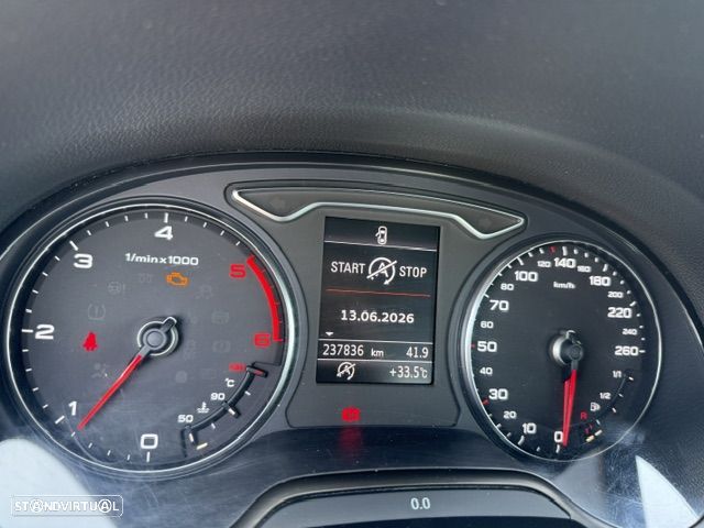 Audi A3 1.6 TDI ultra Attraction - 25