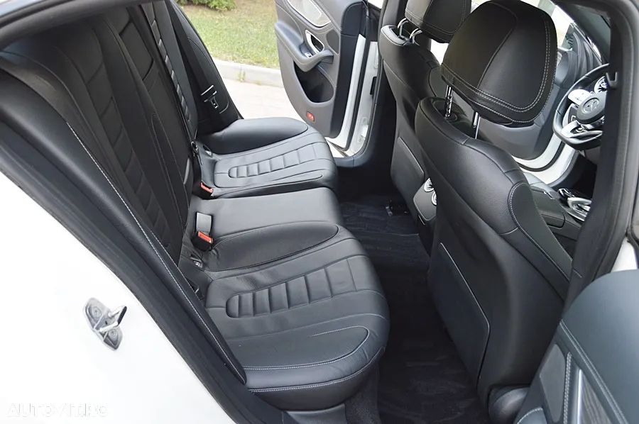 Mercedes-Benz CLS 450 4MATIC Aut - 28