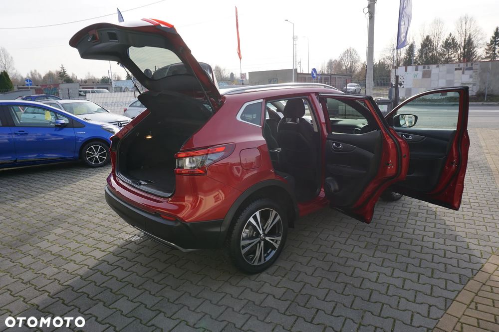 Nissan Qashqai 1.2 DIG-T N-Connecta Xtronic EU6 - 13
