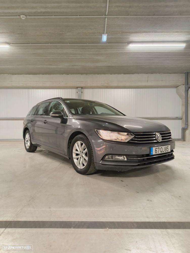 VW Passat Variant 1.6 TDI BlueMotion - 17