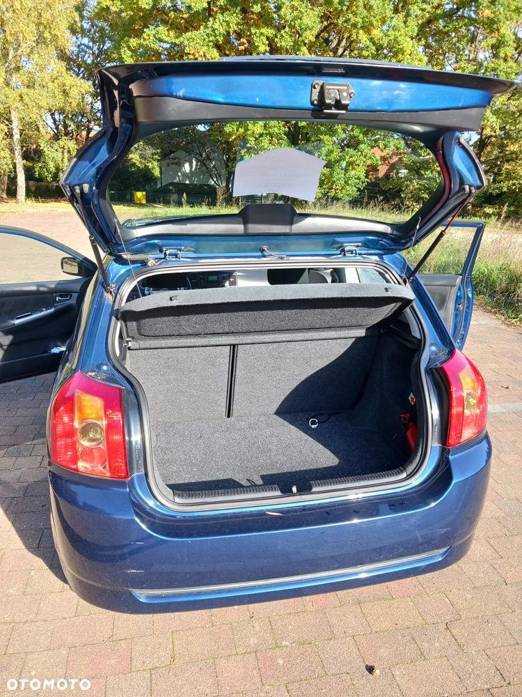 Toyota Corolla 1.4 VVT-i - 23