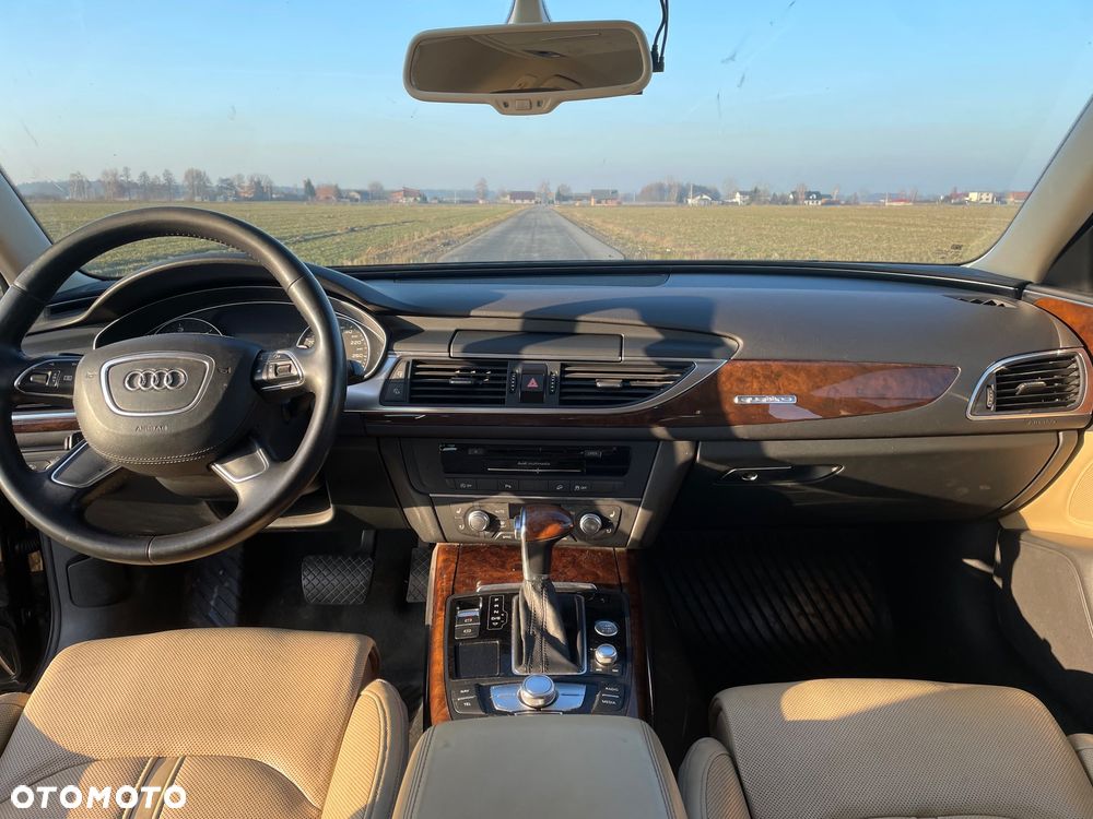 Audi A6 Allroad - 33