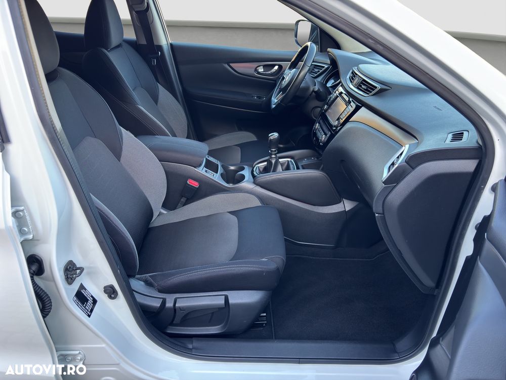 Nissan Qashqai 1.6 DCI N-Connecta - 7