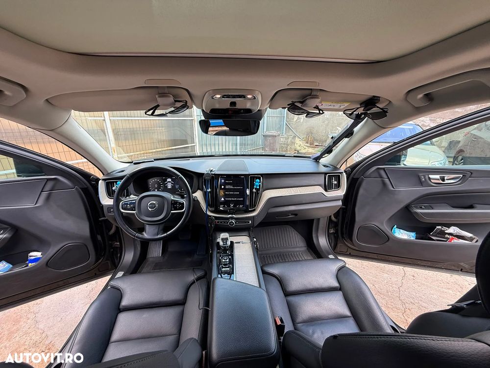 Volvo XC 60 B4 MHEV AWD Inscription - 13