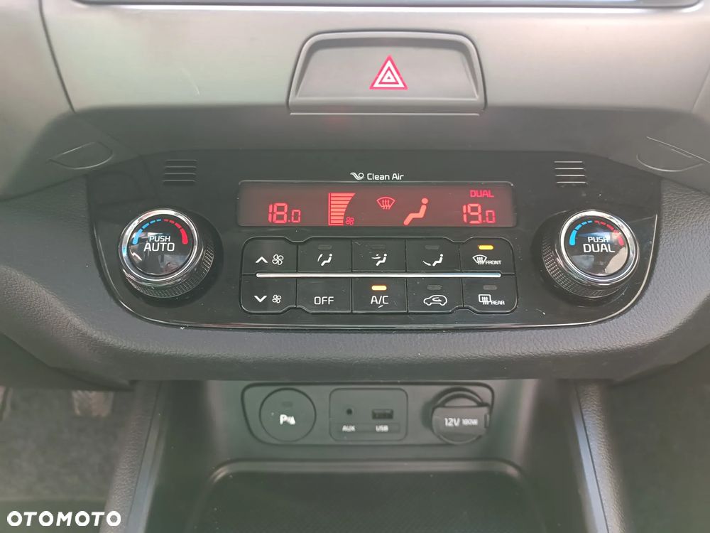 Kia Sportage 1.7 CRDI Business Line 2WD - 23