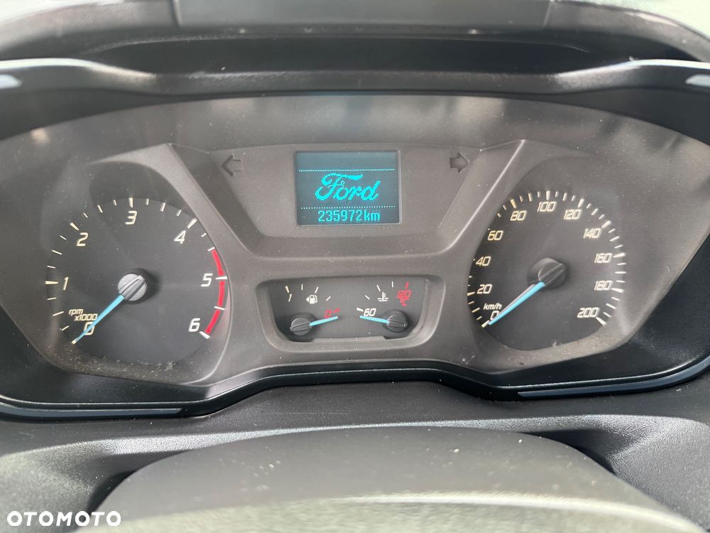 Ford Transit Custom - 19