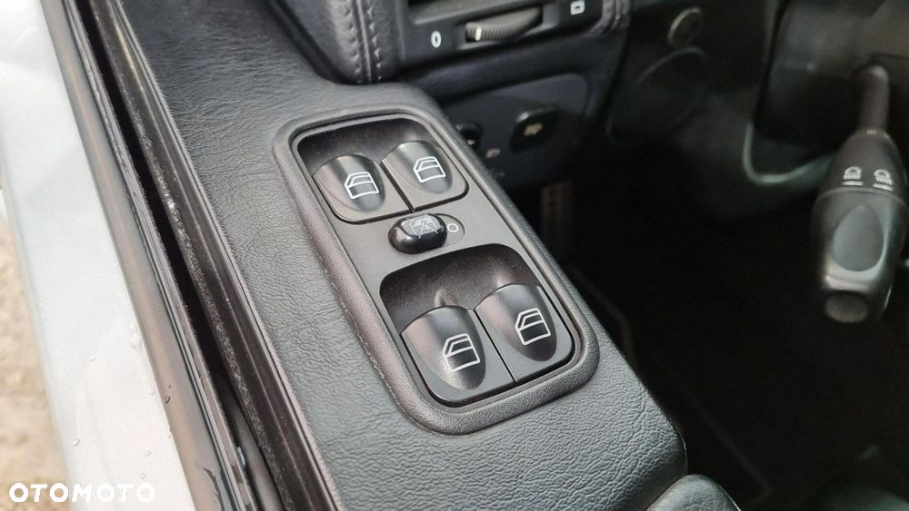 Mercedes-Benz Klasa G 55 AMG - 13