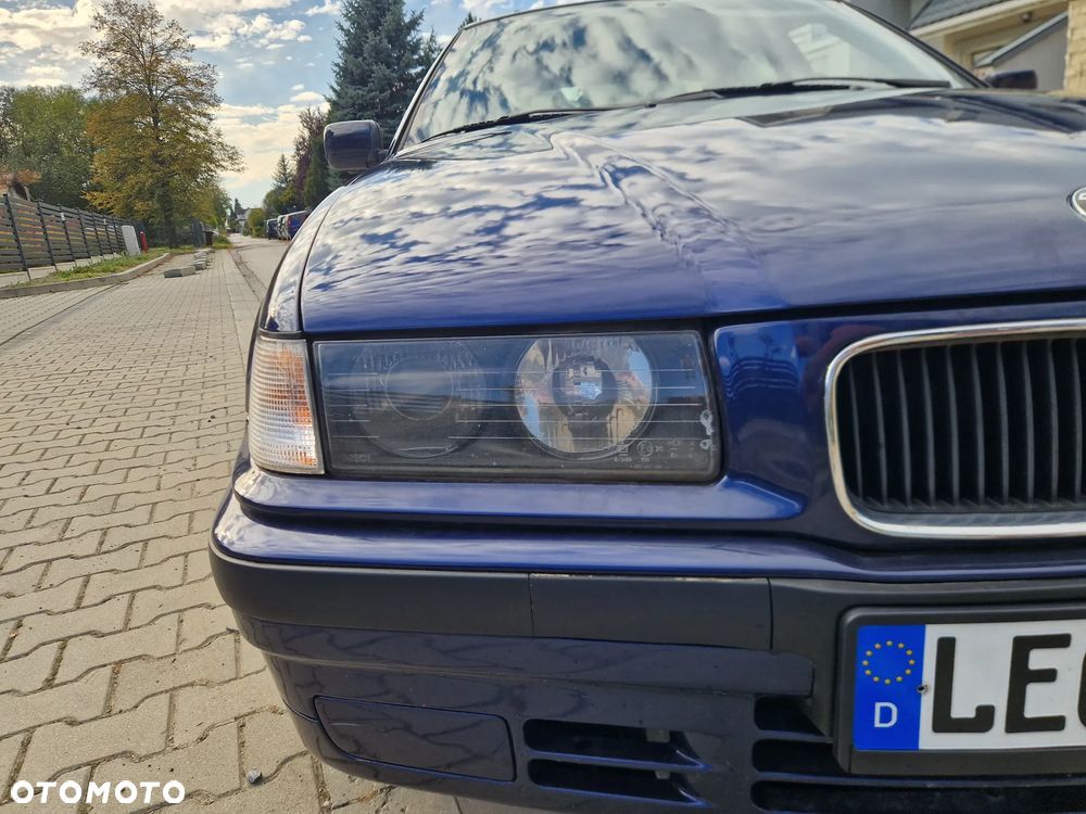 BMW Seria 3 318i - 38