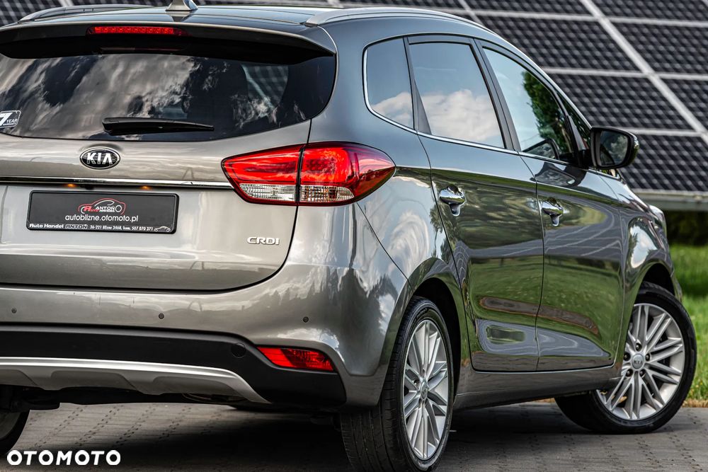 Kia Carens 1.7 CRDi L 7os - 18