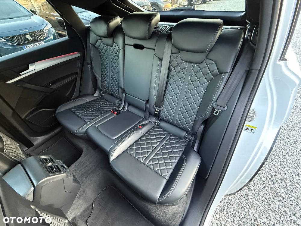 Audi Q5 Sportback 55 TFSIe quattro S tronic S line - 33
