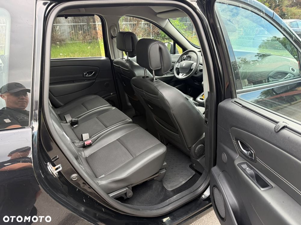 Renault Scenic Energy dCi 130 S&S Bose Edition - 19