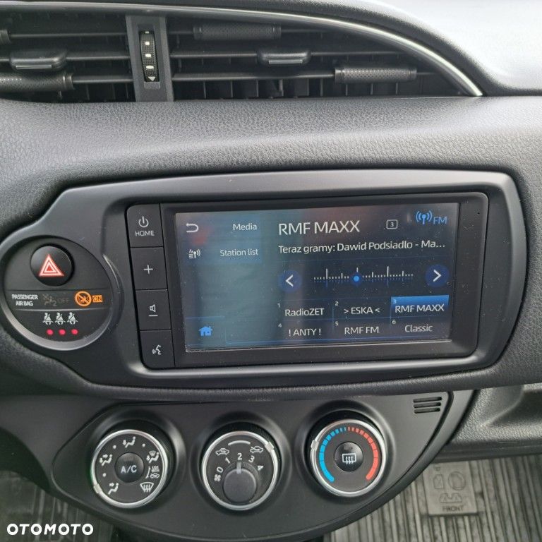Toyota Yaris 1.5 20th Anniversary - 5