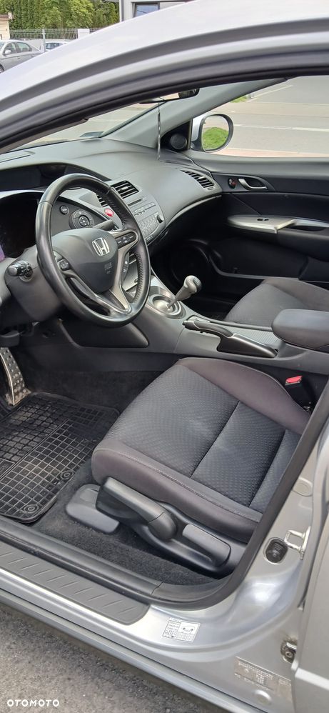 Honda Civic 1.8 Sport - 10