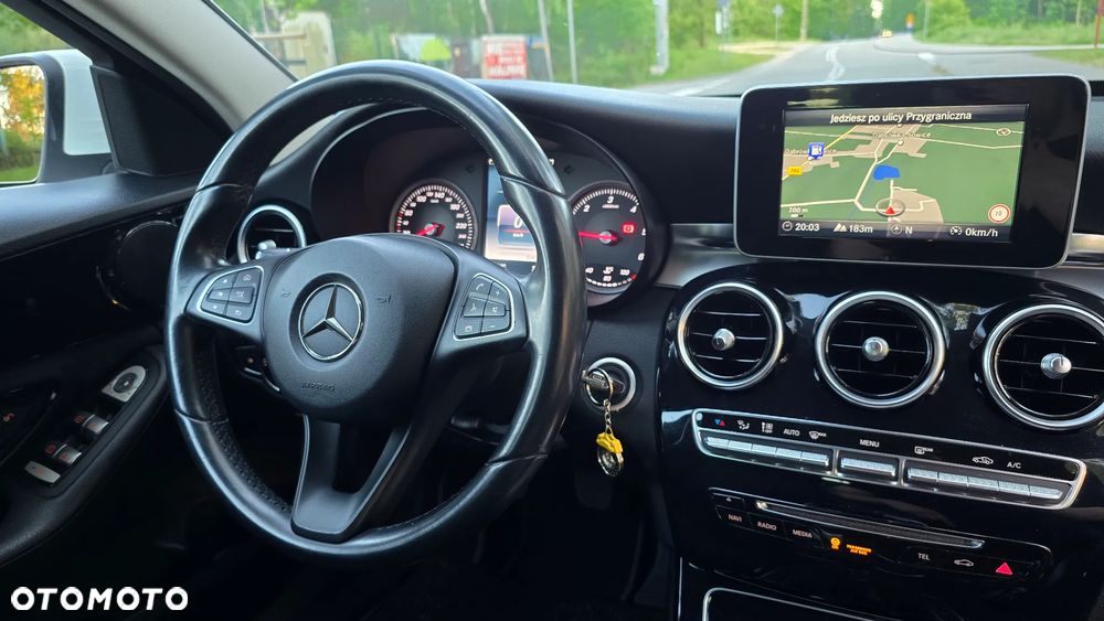 Mercedes-Benz Klasa C 180 (BlueTEC) d AMG Line - 22