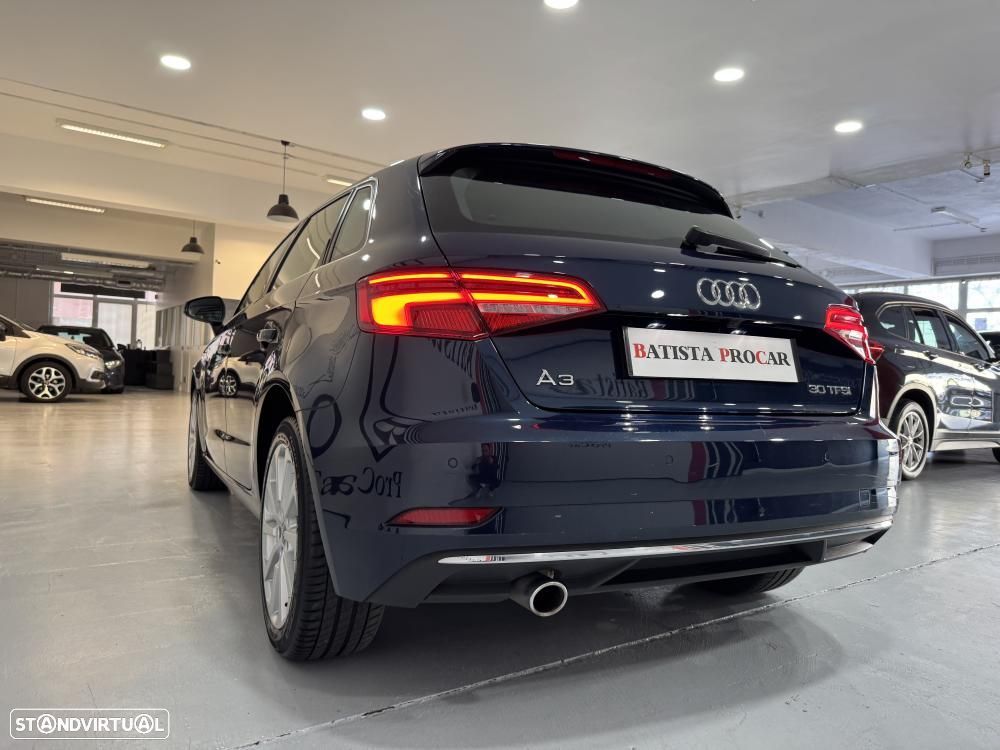 Audi A3 Sportback 30 TFSI Design - 17
