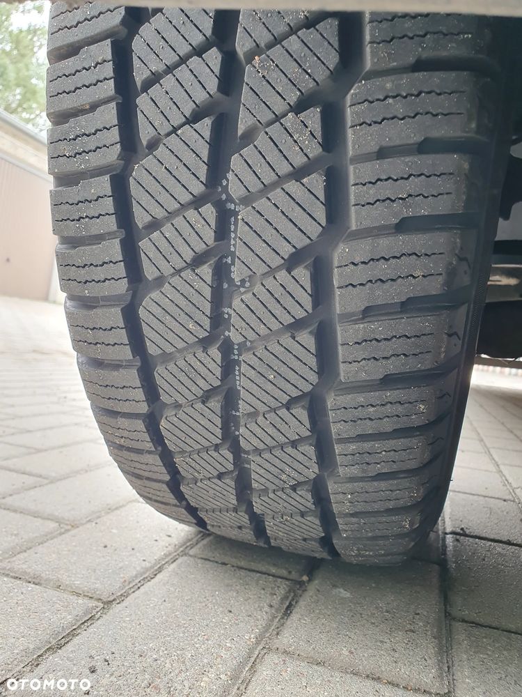 Volkswagen CRAFTER - 21