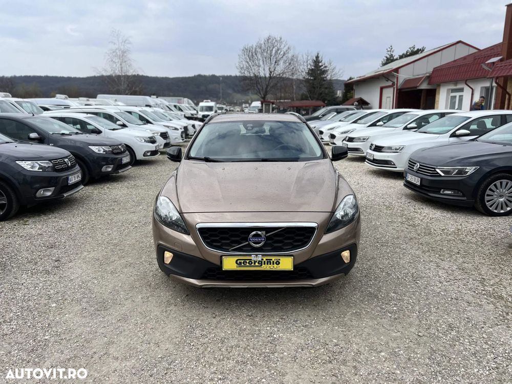 Volvo V40 D4 Geartronic Momentum - 2
